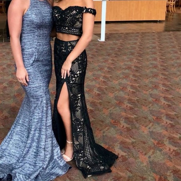 Black Designed Prom Dress - Picture 1 of 1